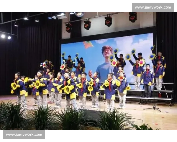 《在朗诵的舞台上绽放梦想记一场精彩的小学生朗诵比赛》